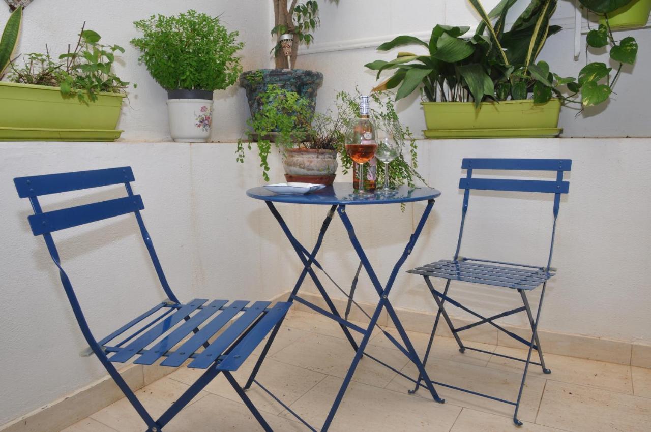 Private Apartment In Pembroke St Julians Экстерьер фото