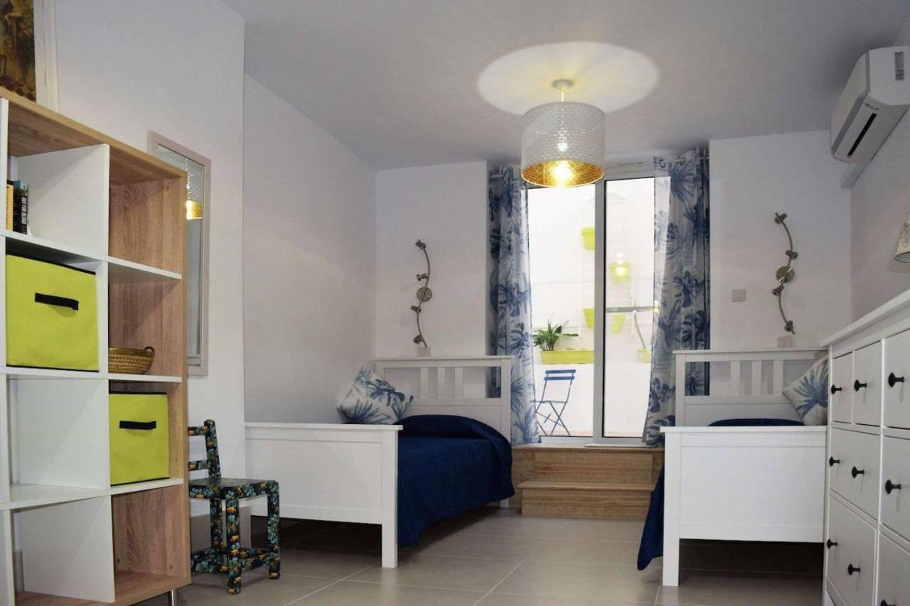 Private Apartment In Pembroke St Julians Экстерьер фото